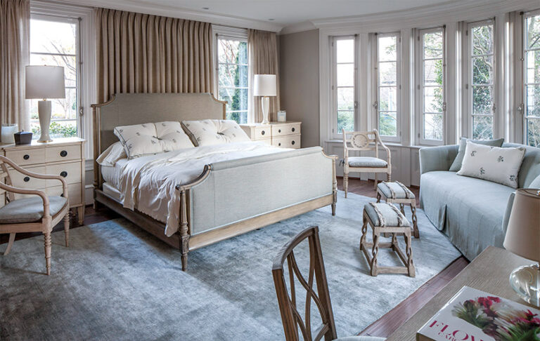 Situated high above the Potomac, this is a home that welcomes a large and busy family, bringing calm and comfort from the first alarm clock to the quiet sounds of night. INTERIOR DESIGN: Monarch PHOTOGRAPHY: Lydia Cutter