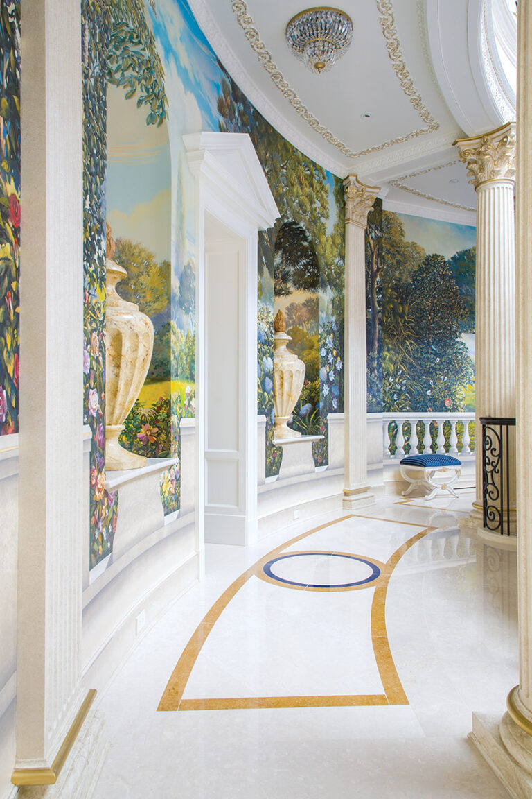 A grand rotunda, embellished with scenes of the Maryland countryside painted on its walls, is marvelous to behold. INTERIOR DESIGN: Sroka Design Incorporated PHOTOGRAPHY: Geoffrey Hodgdon