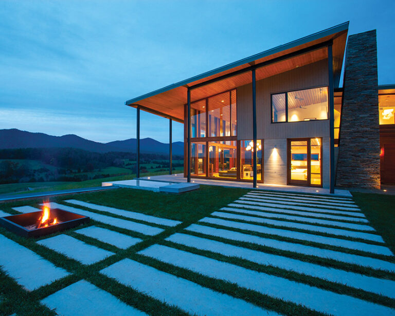 To achieve energy efficiency, a weekend home with panoramic river valley views employs a mix of passive design and technology, from generous roof overhangs and living roofs to foam insulation and a geothermal system. ARCHITECTURE: Carter + Burton Architecture, PLC PHOTOGRAPHY: Daniel Afzal