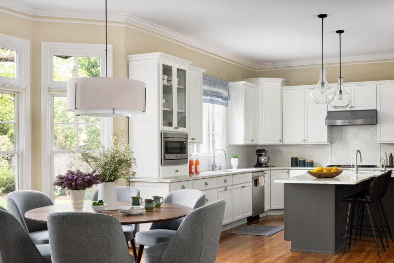 INTERIOR DESIGN: Manlove and Company Interiors PHOTOGRAPHY: Stylish Productions